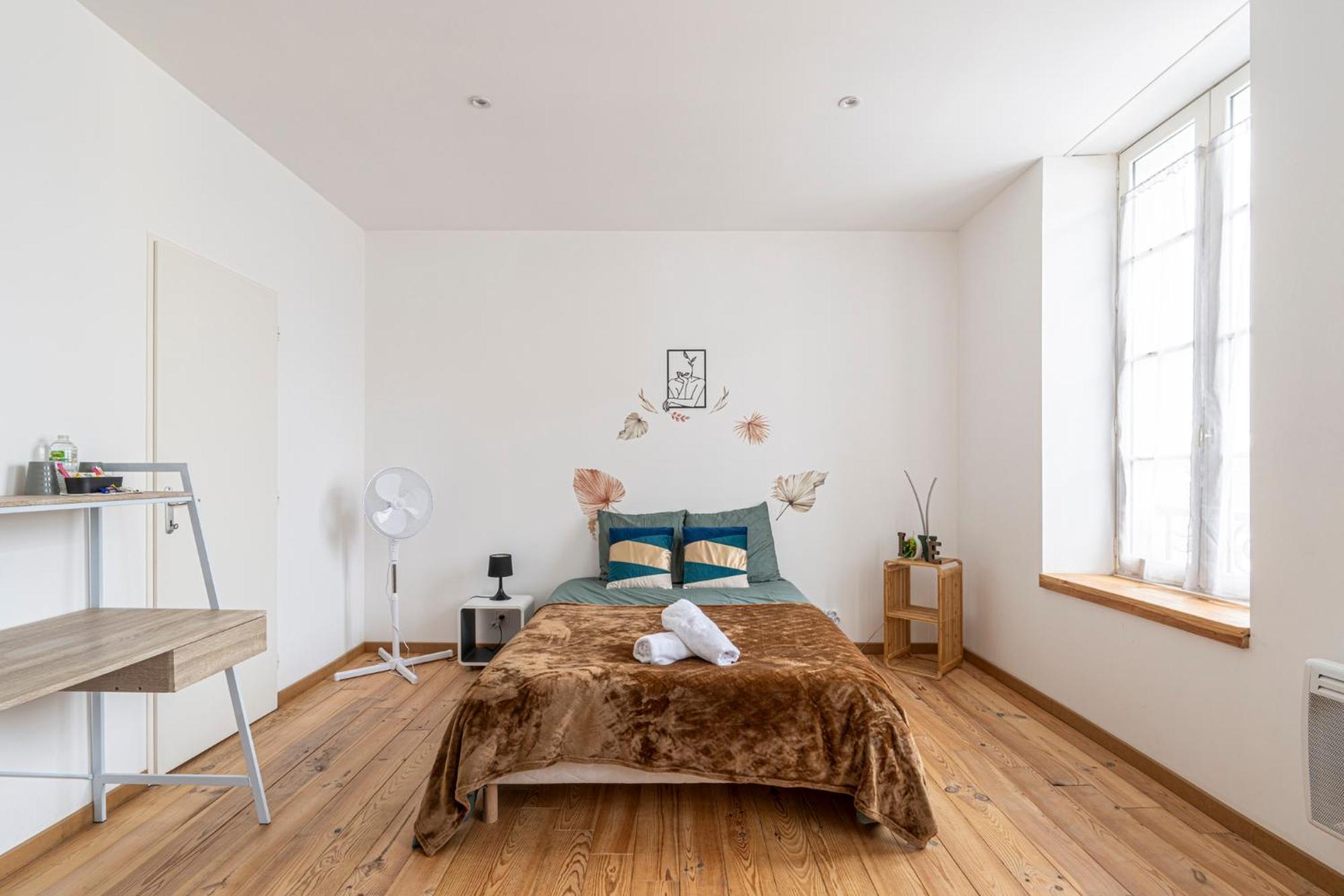 Chambre Privee Premium "La Suite Prestige" Pau Bagian luar foto